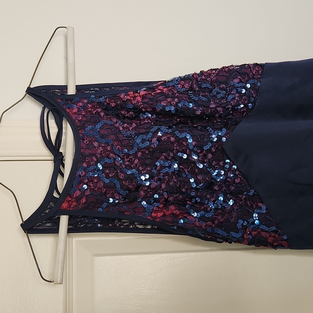 ✨️NWT VINTAGE ILGWU Red and Blue Sequin Flowy Maxi Dress. Sz 9/10